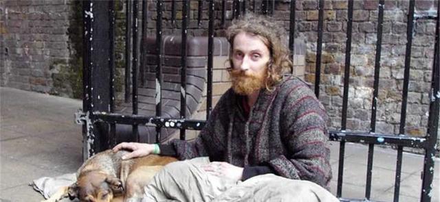 盘点10个人与死神擦肩而过的瞬间，死神都不敢收的5位猛人