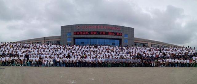 易咖纯电动小型汽车，易咖低速电动车测评