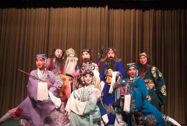 京剧有哪些角色，京剧四大人物有哪些（我国各种颜色的京剧脸谱都有什么寓意）