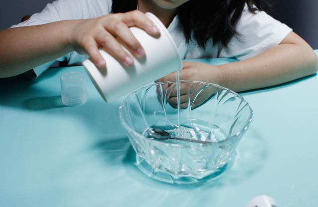 手工diy史莱姆用白胶，适合初学者的珠子泥史莱姆制作方法