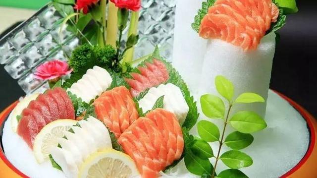 真鳕鱼和银鳕鱼的区别，如何区分真假银鳕鱼（教你分清真鳕鱼、银鳕鱼、黑鳕鱼）