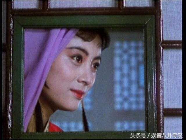 红楼梦老版演员，89版红楼梦里这些老戏骨年轻时个个美到惊艳