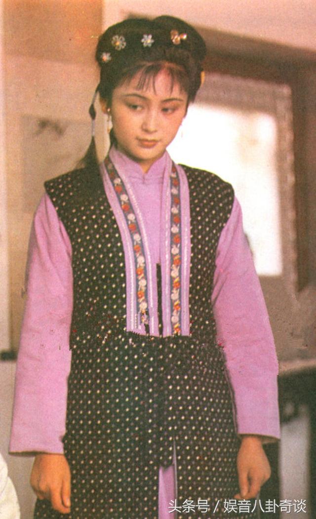 红楼梦老版演员，89版红楼梦里这些老戏骨年轻时个个美到惊艳
