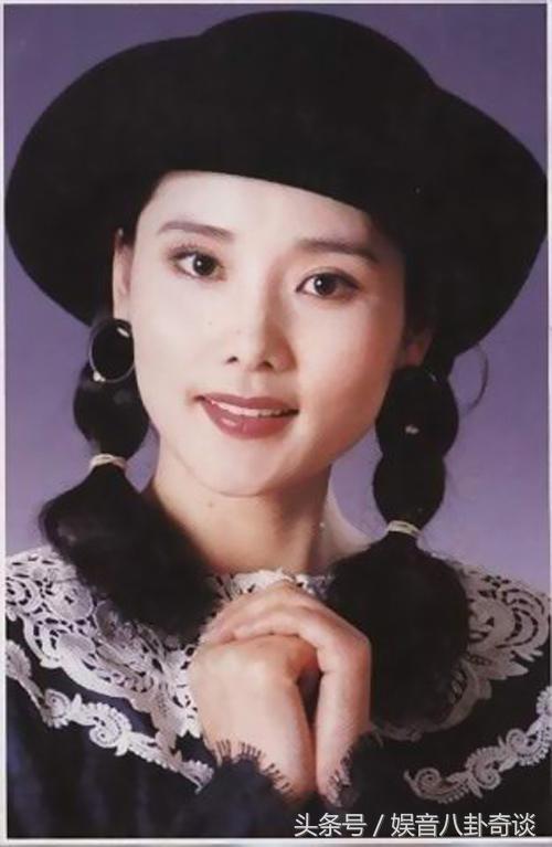 红楼梦老版演员，89版红楼梦里这些老戏骨年轻时个个美到惊艳