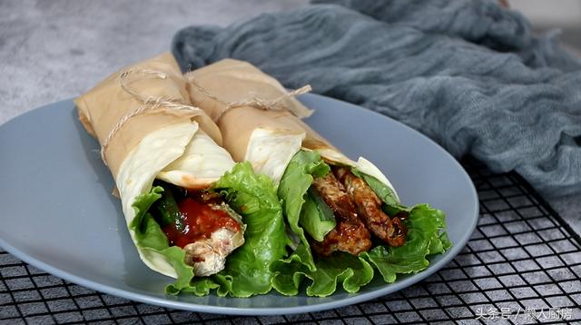 手把手教你在家做鸡肉卷，怎么做最好吃的鸡肉卷