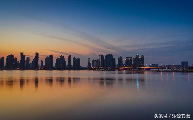 安徽16个地级市建成区面积，2021年安徽16市建成区面积和市区人口排名