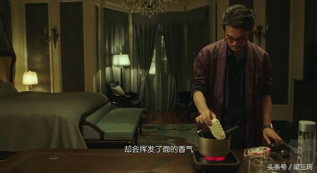 金城武的泡面神奇吃法，都在学何老师做泡面饼