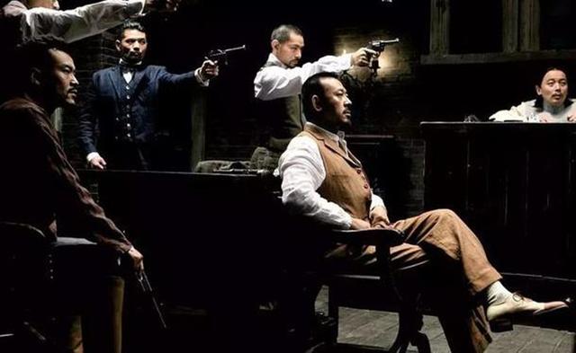 姜文十多年前一部著名的文艺电影，独具特点的导演姜文