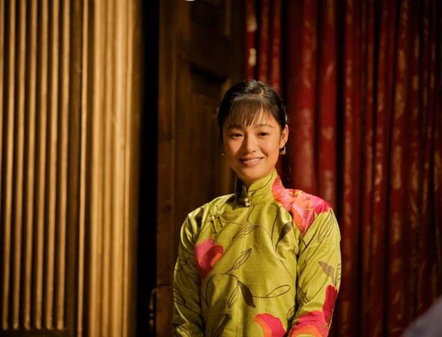 姜文十多年前一部著名的文艺电影，独具特点的导演姜文