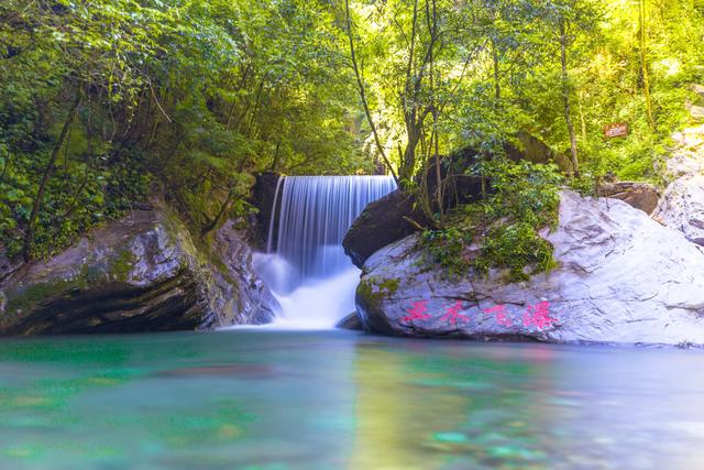 贵州亚木沟介绍，贵州最美亚木沟