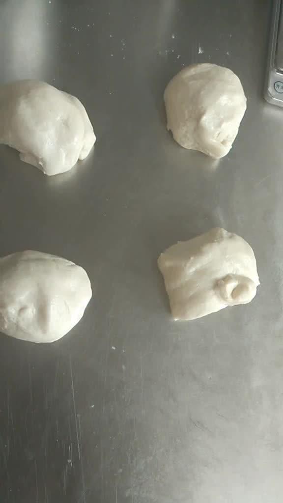 发面香酥烧饼家常做法，传统的配方做出来的最香