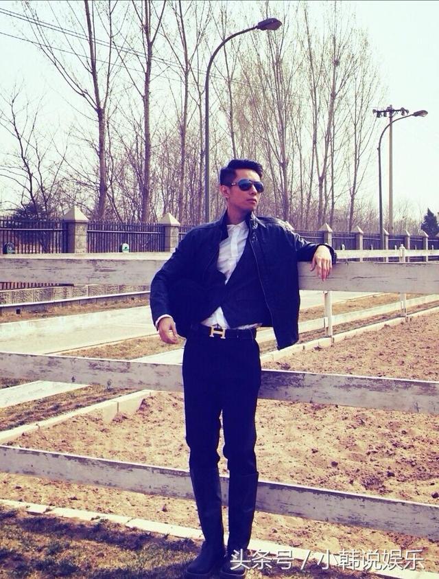 父母爱情的演员，父母爱情里最帅的两位帅哥（父母爱情演员现实生活中的关系）