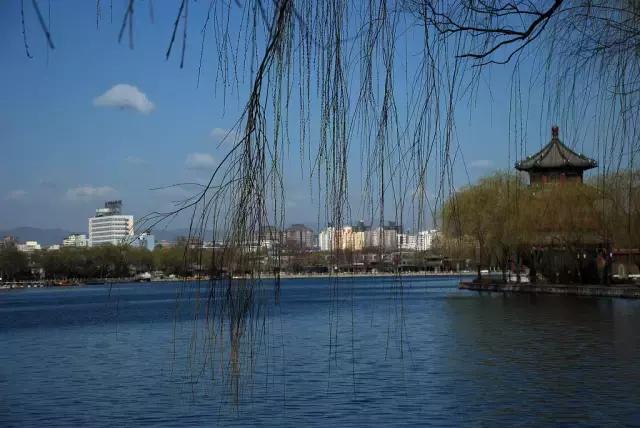 北京必去的十大景点，北京旅游攻略必去的10大景点推荐（一生必去的十大地标景点排行榜）