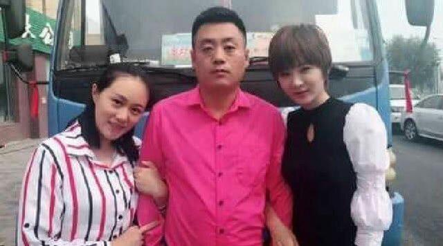 乡村爱情第11部小梁与苏玉红，乡爱11李副总戏里得意