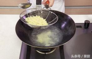 洋葱炒土豆片的做法，洋葱炒土豆片补硒补钾