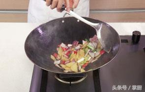 洋葱炒土豆片的做法，洋葱炒土豆片补硒补钾