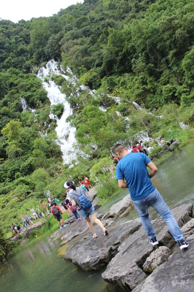 大小七孔旅游攻略，荔波小七孔游玩攻略推荐（贵州深度旅行之十三：大七孔）