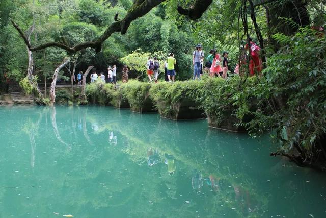 大小七孔旅游攻略，荔波小七孔游玩攻略推荐（贵州深度旅行之十三：大七孔）