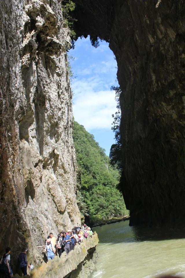 大小七孔旅游攻略，荔波小七孔游玩攻略推荐（贵州深度旅行之十三：大七孔）