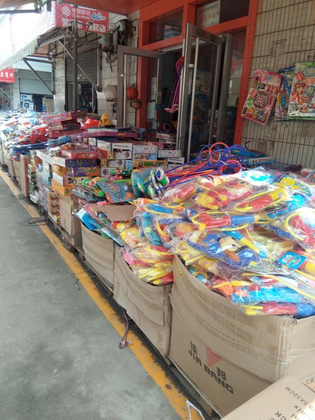 临沂保健品批发市场，临沂市批发市场一览表（临沂进口商品城15日正式开门纳客）