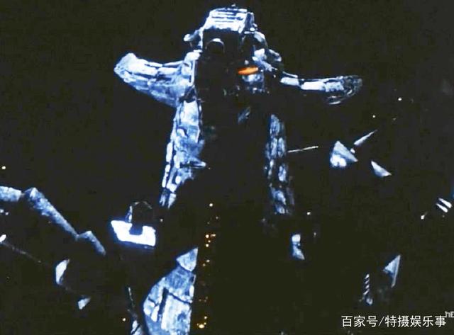 究极超合体怪兽，奥特曼史上的第一个合体怪兽