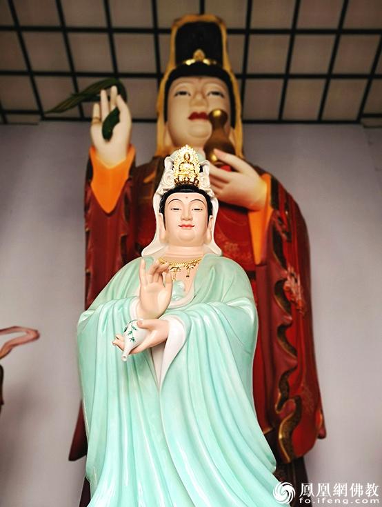 观音菩萨佛像的图片，33幅观音像