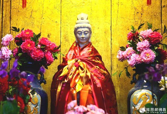 观音菩萨佛像的图片，33幅观音像