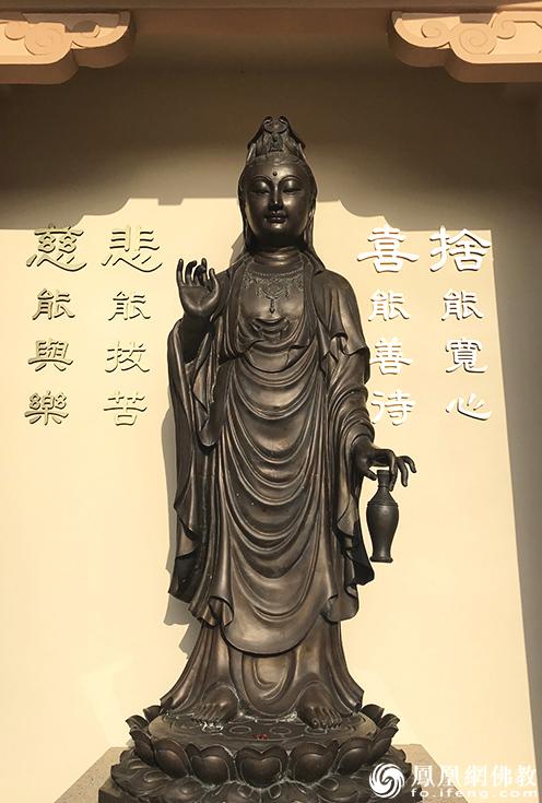 观音菩萨佛像的图片，33幅观音像