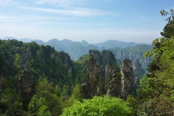 张家界有什么玩的，张家界必玩的十大景点排名榜（张家界9个著名旅游景区、10个绝佳景点）