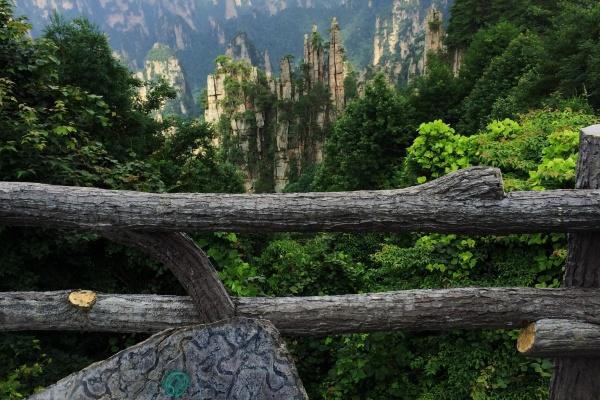 张家界有什么玩的，张家界必玩的十大景点排名榜（张家界9个著名旅游景区、10个绝佳景点）