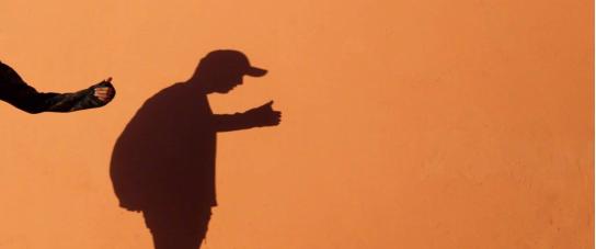 黄景瑜15条微博是表白，黄景瑜被黑仍很火（黄景瑜上线14分钟发图15张）