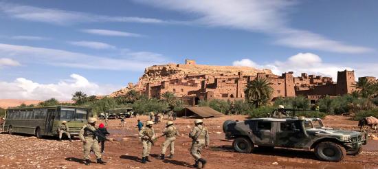 黄景瑜15条微博是表白，黄景瑜被黑仍很火（黄景瑜上线14分钟发图15张）