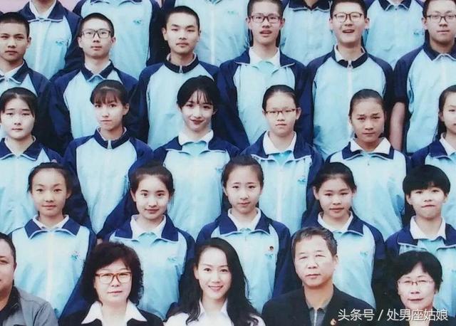 盘点那些女装小学生，14岁留长发穿女装美过所有女同学