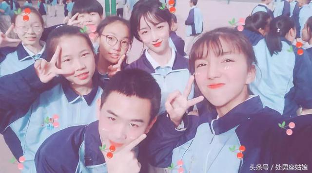 盘点那些女装小学生，14岁留长发穿女装美过所有女同学