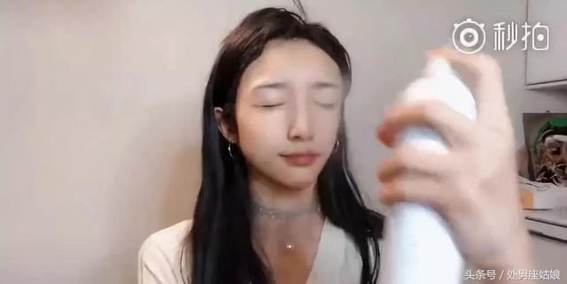 盘点那些女装小学生，14岁留长发穿女装美过所有女同学