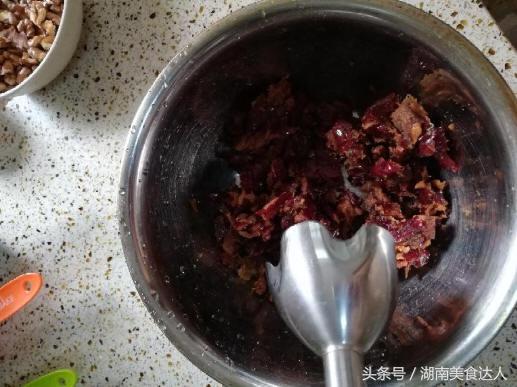枣泥核桃糕的做法，家庭版枣泥核桃糕的做法