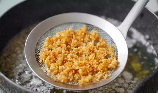 如何做香酥虾好吃，香酥虾做法简单