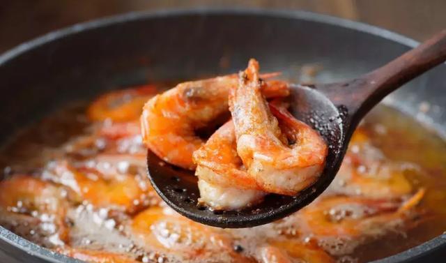 如何做香酥虾好吃，香酥虾做法简单