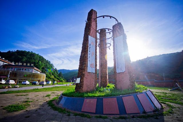 格萨拉生态旅游区，格萨拉生态旅游景区（格萨拉旅游景点介绍）