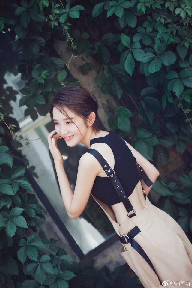 唐艺昕的真实身高，28岁唐艺昕厉害了