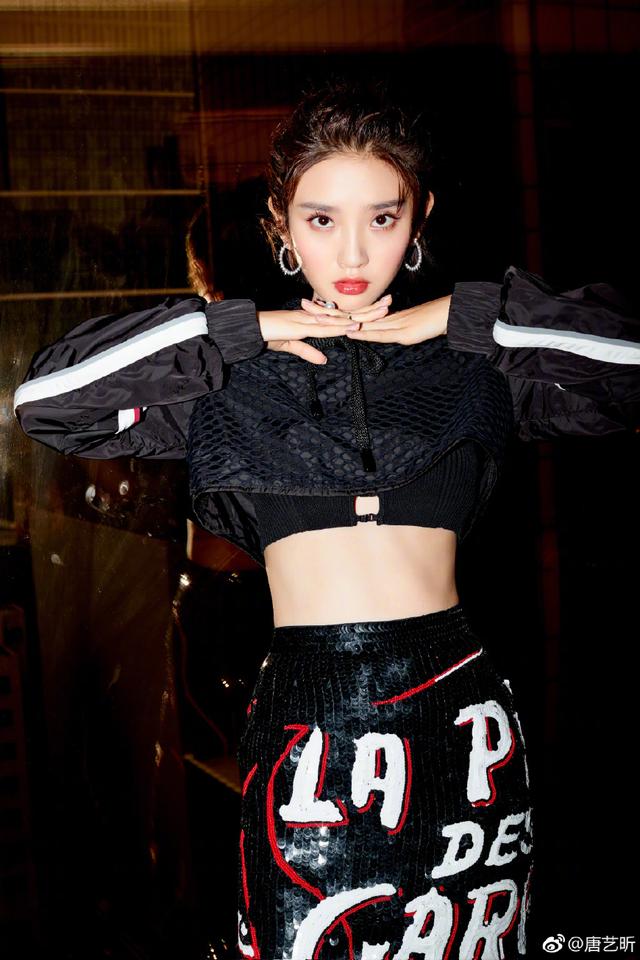 唐艺昕的真实身高，28岁唐艺昕厉害了