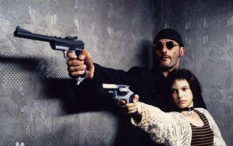 有什么好看的电影推荐一下，十部经典的好看的电影（全球必看的10大系列电影）