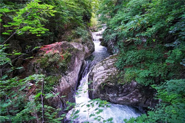 辽宁本溪大石湖老边沟风景区，老边沟和大石湖