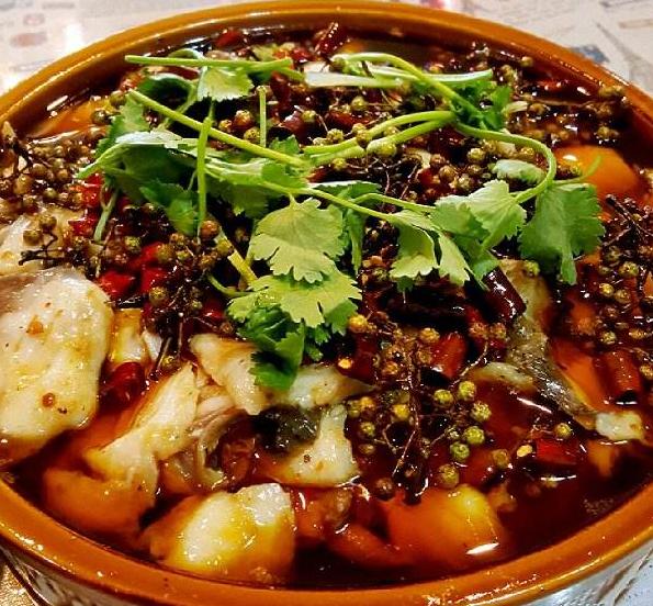麻辣水煮鱼片最正宗的做法，厨师长教你做水煮麻辣鱼片