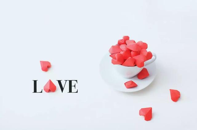 十句撩人的诗词情话，十句用来表白的诗词名句