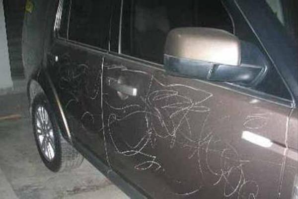 汽车划痕险到底该不该买，汽车划痕险有必要保吗