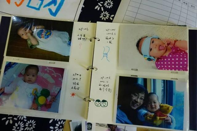 学生成长档案封面设计，建立发展档案，记录成长脚印