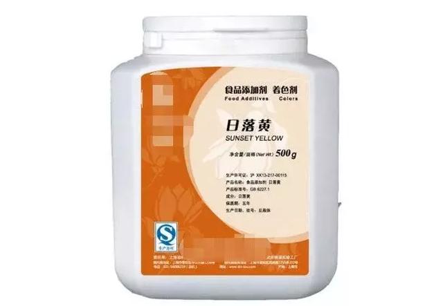 奶茶成分大曝光你还敢喝吗，一点点总糖量≈13块方糖