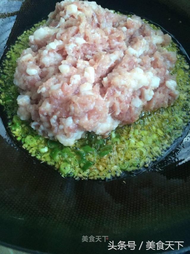 秘制炸酱面用什么酱好吃，做炸酱面关键是酱料要选对