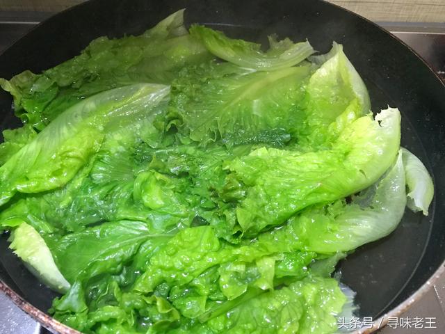 炒生菜的家常做法，炒生菜家常做法步骤（家常炒生菜）